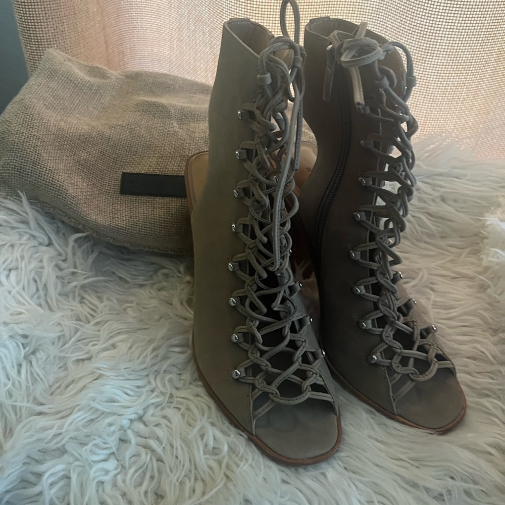 Mercer Edit taupe lace up sandals 8 1/2. Worn once